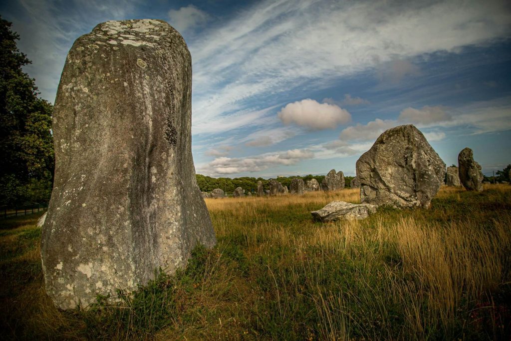 Les alignements de Carnac, l'un des endroits les plus mystérieux de Bretagne